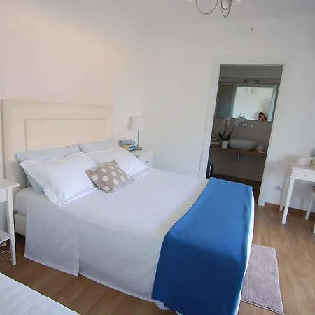 La Gatta Sul Tetto Bed & Breakfast